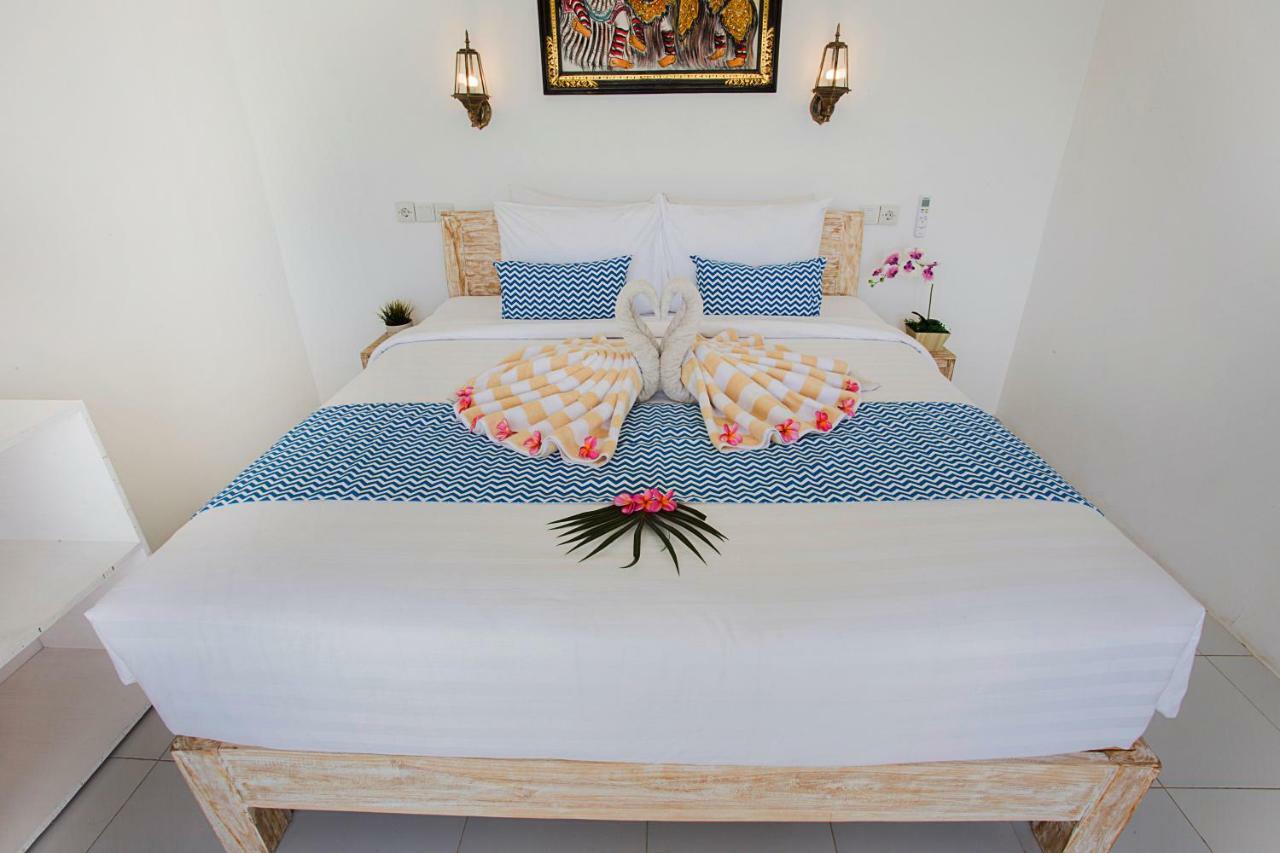 The Waterfront Beach House Lembongan Eksteriør billede