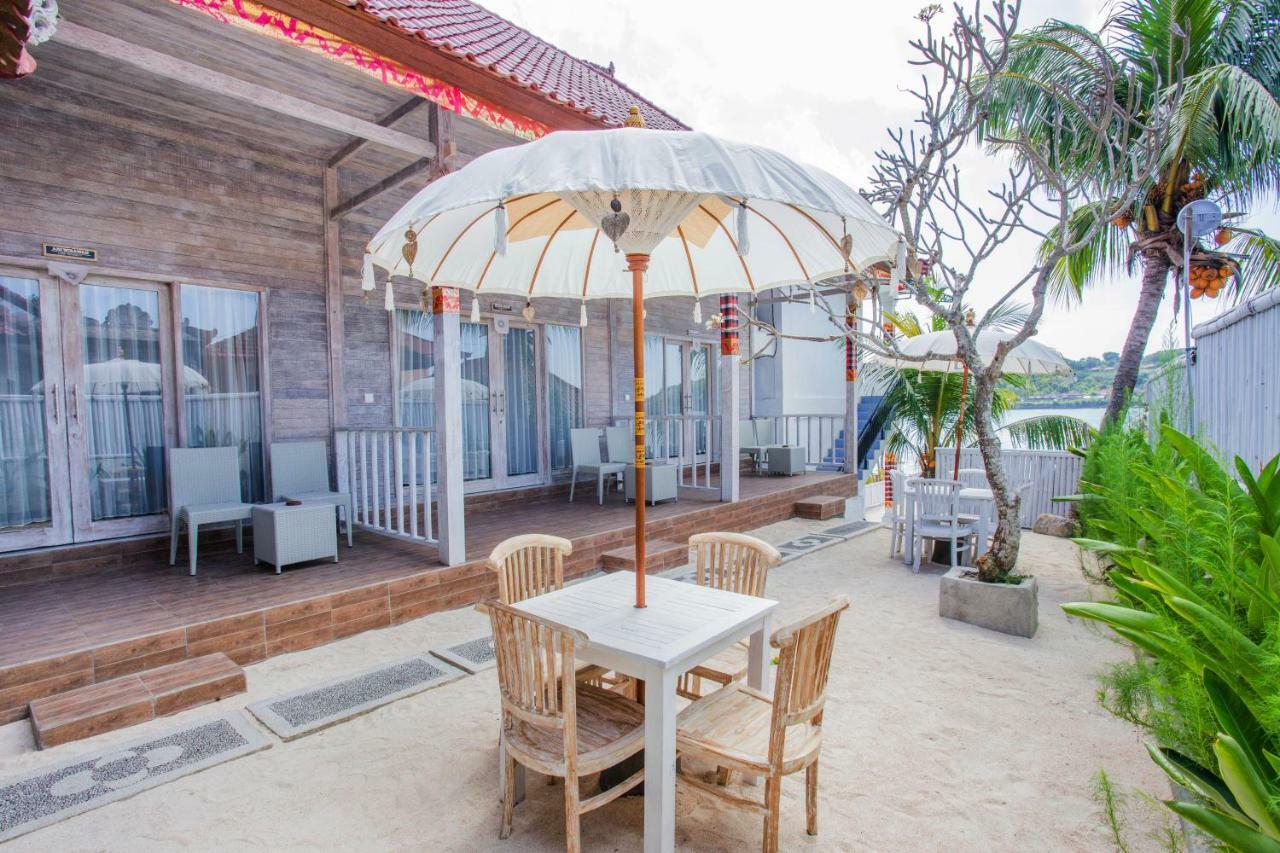 The Waterfront Beach House Lembongan Eksteriør billede