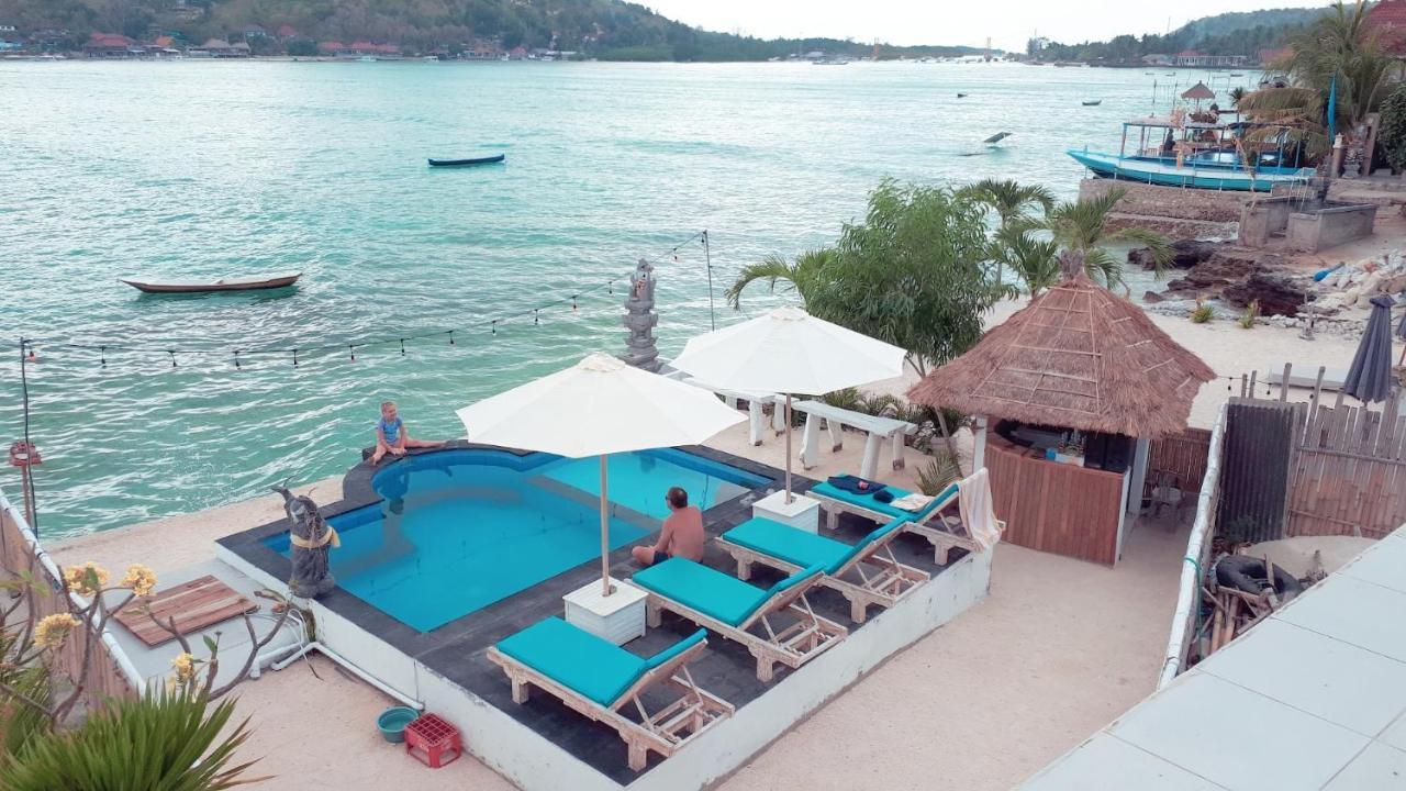 The Waterfront Beach House Lembongan Eksteriør billede